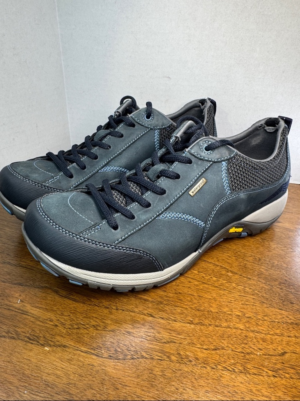 Dansko Womens Paisley Navy Nubuck Leather Waterproof Trail Hiking Shoes, sz 41